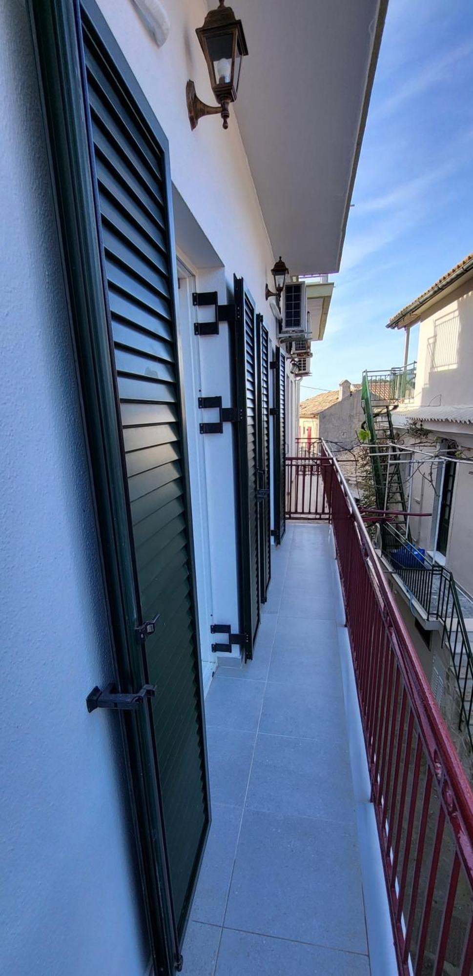 Stamatis House - In The Center Of Lakka Paxosアパートメント エクステリア 写真